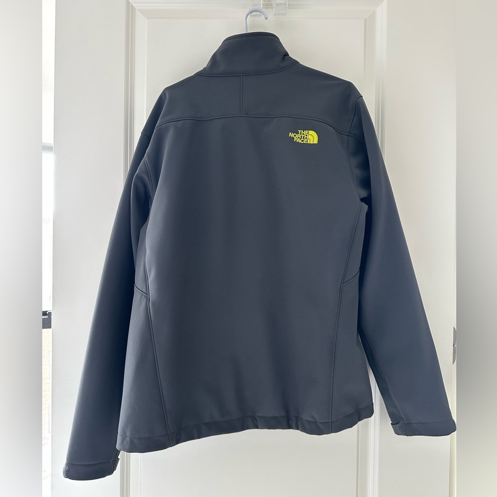 North Face Soft Shell Jacket Medium - image 3